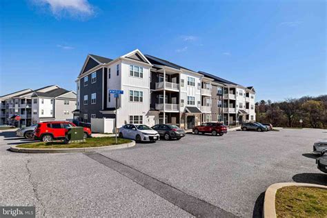 Browse photos, floor plans, amenities and more for each property. . Apartments for rent carlisle pa